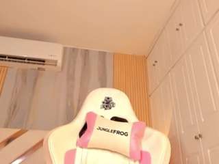 latinwondercockts live cam preview