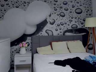 Almafancy's cam show statistics and live stream