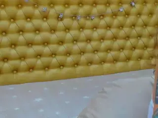almafancy's Live Sex Cam Show