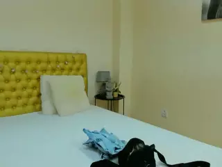 almafancy's Live Sex Cam Show