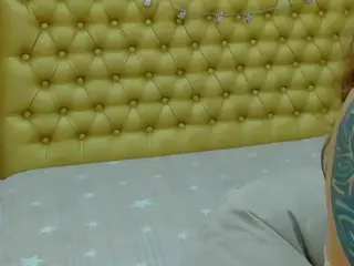almafancy's Live Sex Cam Show