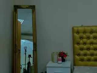 almafancy's Live Sex Cam Show