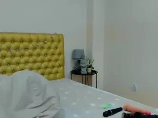 almafancy's Live Sex Cam Show
