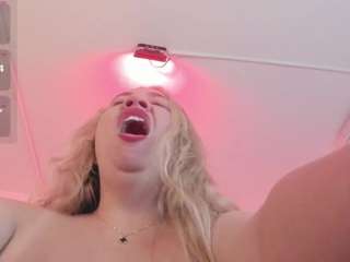 elissh Live Webcam on CamSoda