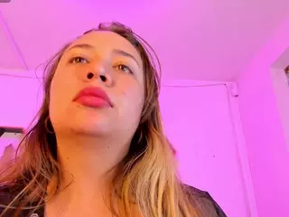 elissh's Live Sex Cam Show