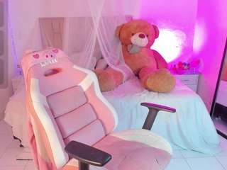 lolaonline Live Webcam on CamSoda