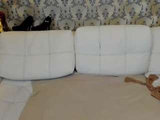 mariannasmily webcam model