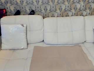 mariannasmily live cam profile