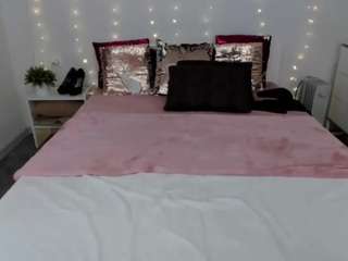 mariannasmily live webcam show