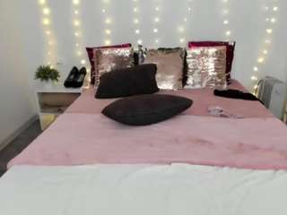 mariannasmily live webcam show