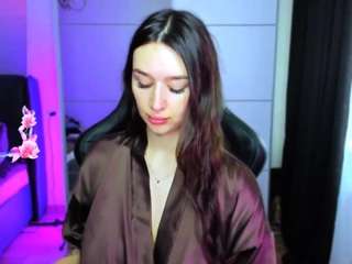 veronica-larson webcam