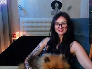 veronica-larson's Live Sex Cam Show