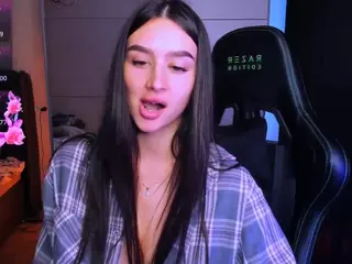 veronica-larson's Live Sex Cam Show