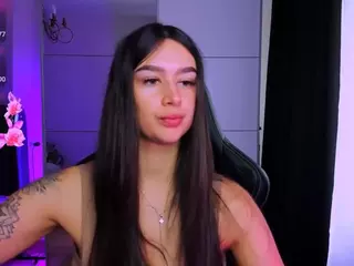 veronica-larson's Live Sex Cam Show