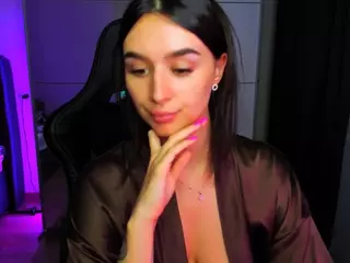 veronica-larson's Live Sex Cam Show