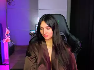veronica-larson's Live Sex Cam Show
