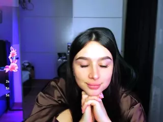 veronica-larson's Live Sex Cam Show