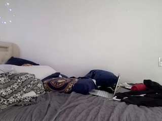 hwdmusclerub's CamSoda show and profile