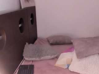 april-roses webcam
