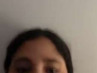 Live webcam model april-roses on Soda Cams