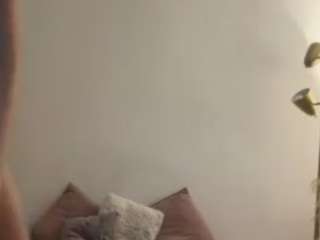 april-roses webcam