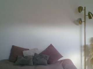 april-roses live webcam show