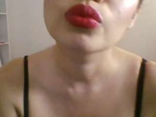 APRIL-ROSES live webcam show