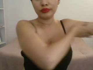 APRIL-ROSES live webcam show