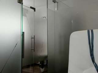 ayumilove's CamSoda show and profile