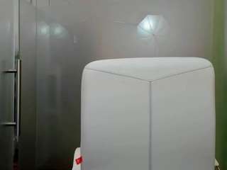 ayumilove live cam profile