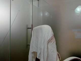 ayumilove live webcam show