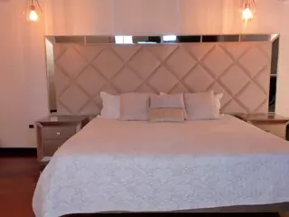 SussieCole's Live Sex Cam Show