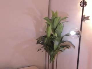 ashleypurple's CamSoda show and profile