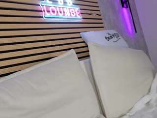 siennacole Live Webcam on CamSoda