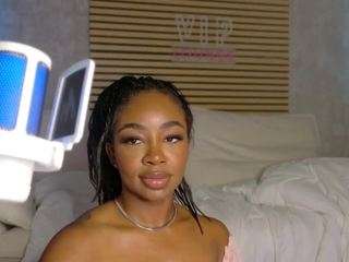 Live webcam model siennacole on Soda Cams