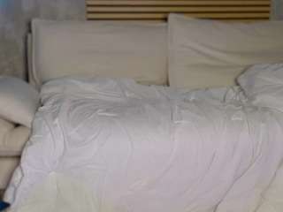 Live webcam model siennacole on Soda Cams