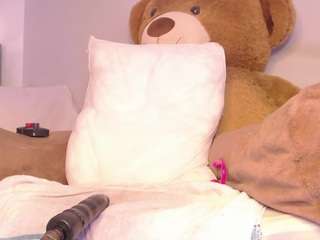 le modèle janeebony est en webcam porno dans un show sur le site camsoda, il possède les tags suivants: anal,mature,fuck-machine,grandes tetas,horny,interactive,interactivetoy,lovense,lush,naked,anal toys,natural,nipples,normal,oil,solo,strip,tease,toys,fingers