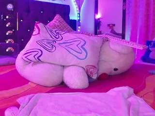 luxuryygf1 Live Webcam on CamSoda