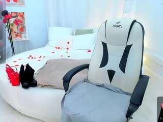 helenaregal's CamSoda show and profile