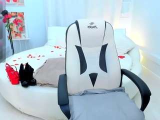 helenaregal's CamSoda show and profile