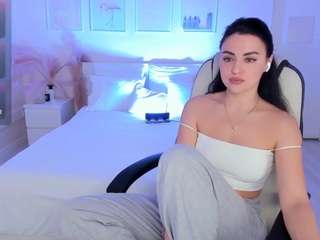 helenaregal's CamSoda show and profile