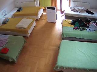 voyeurcam-julmodels-bed-6