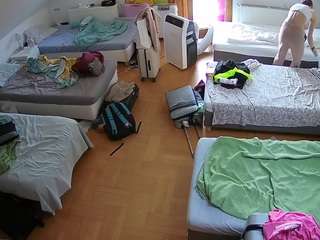 voyeurcam-julmodels-bed-6