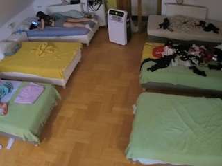 voyeurcam-julmodels-bed-6