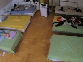 voyeurcam-julmodels-bed-6