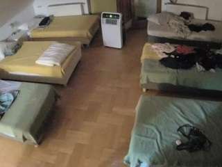 voyeurcam-julmodels-bed-6