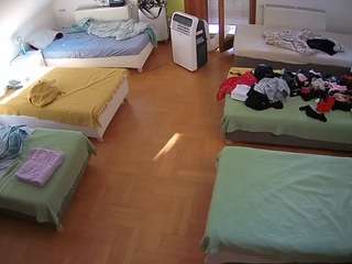 camsoda voyeurcam-julmodels-bed-6