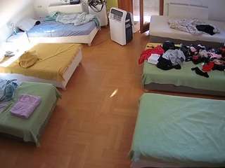 camsoda voyeurcam-julmodels-bed-6