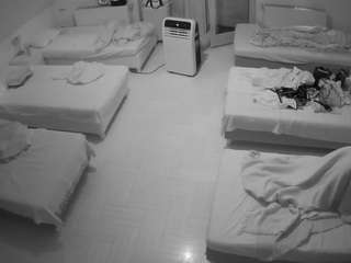 camsoda voyeurcam-julmodels-bed-6