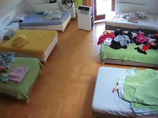 camsoda voyeurcam-julmodels-bed-6